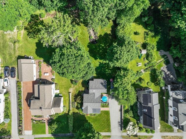 90 Summer St, Andover, MA 01810