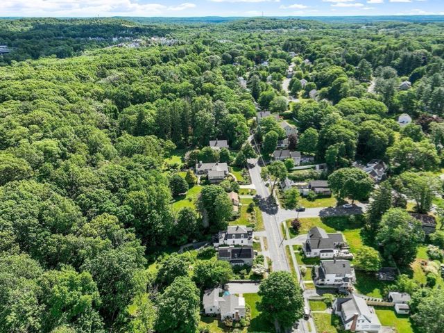 90 Summer St, Andover, MA 01810