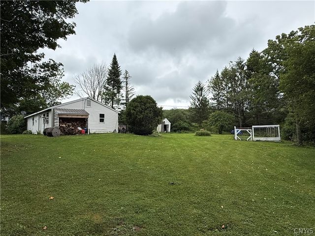 4610 Francis Road, Fenner, NY 13035
