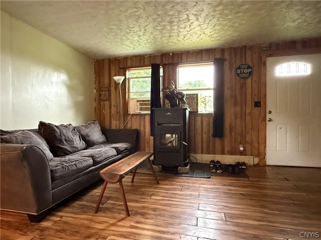 4610 Francis Road, Fenner, NY 13035