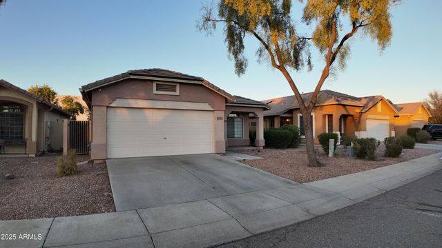 8330 W PAPAGO Street, Tolleson, AZ 85353