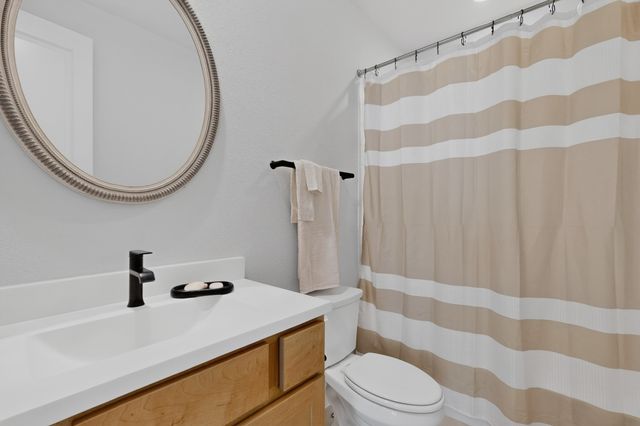 2329 Slate Drive, Waxahachie, TX 75167