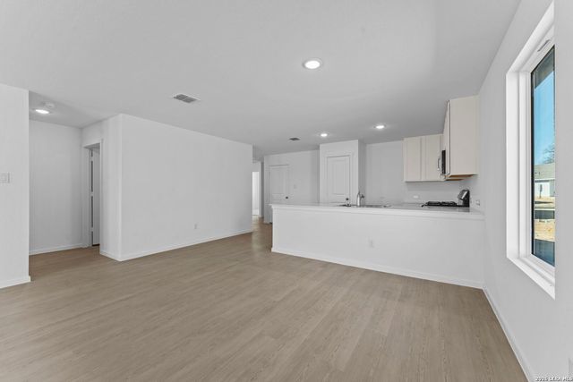 114 Ellendale Place, Fredericksburg, TX 78624