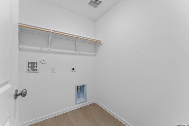 114 Ellendale Place, Fredericksburg, TX 78624