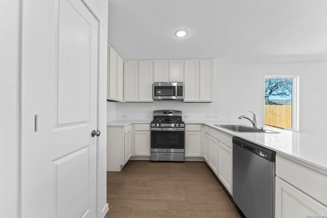 114 Ellendale Place, Fredericksburg, TX 78624