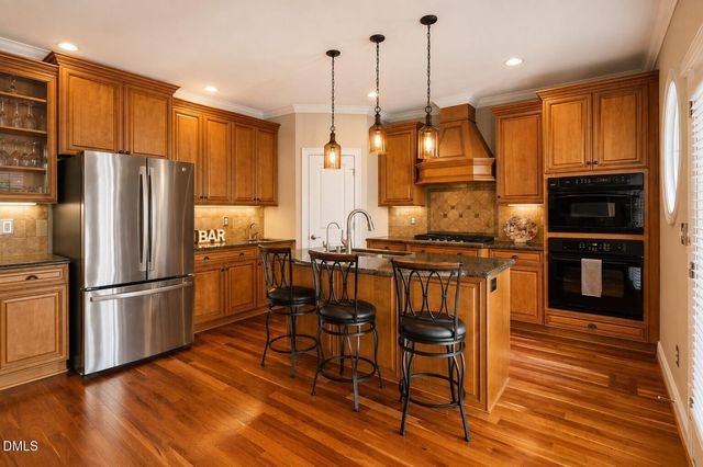 187 Broad Leaf Court, Chapel Hill, NC 27517