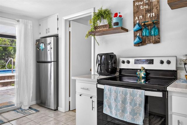 5304 S JAMES TERRACE, Homosassa, FL 34448