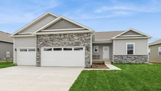 913 NE 12th Street, Grimes, IA 50111