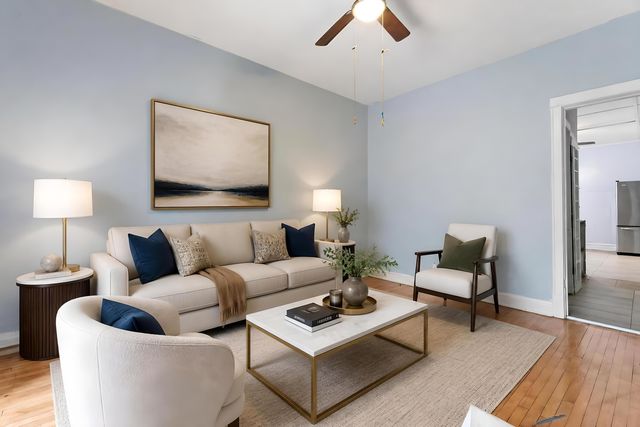4318 S Hermitage Avenue, Chicago, IL 60609
