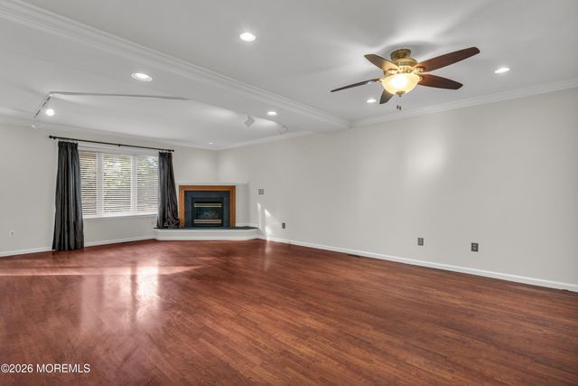 161 Impatiens Court, Toms River, NJ 08753