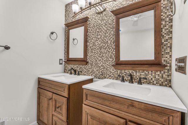 161 Impatiens Court, Toms River, NJ 08753