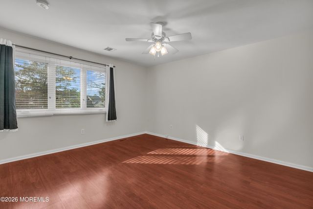 161 Impatiens Court, Toms River, NJ 08753