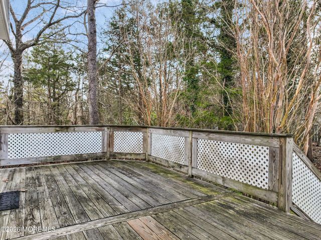 161 Impatiens Court, Toms River, NJ 08753