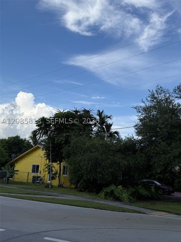 400 Oriole Ave, Miami Springs, FL 33166