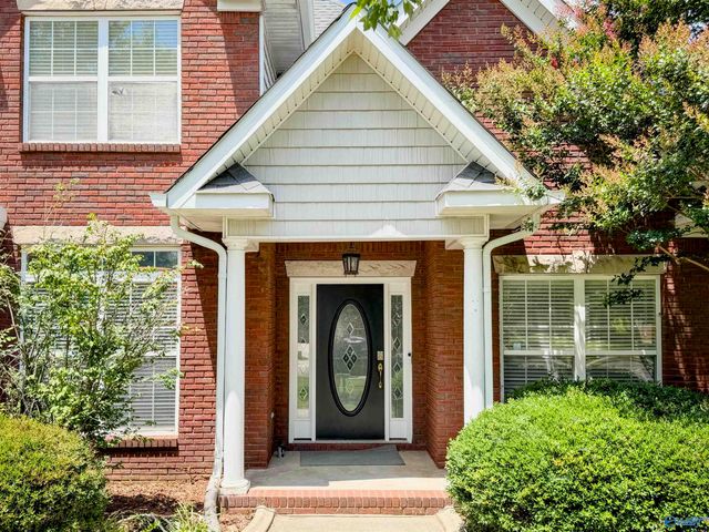 1905 Weatherly Circle, Decatur, AL 35603