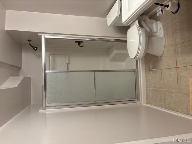 2433 Lavin Court, Florissant, MO 63033