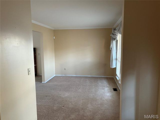 2433 Lavin Court, Florissant, MO 63033