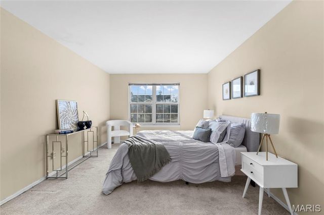 2433 Lavin Court, Florissant, MO 63033