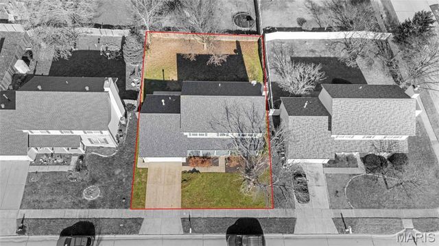 2433 Lavin Court, Florissant, MO 63033