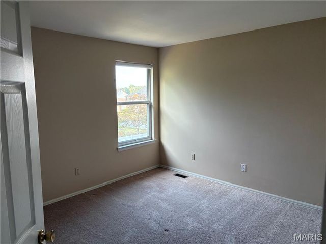 2433 Lavin Court, Florissant, MO 63033