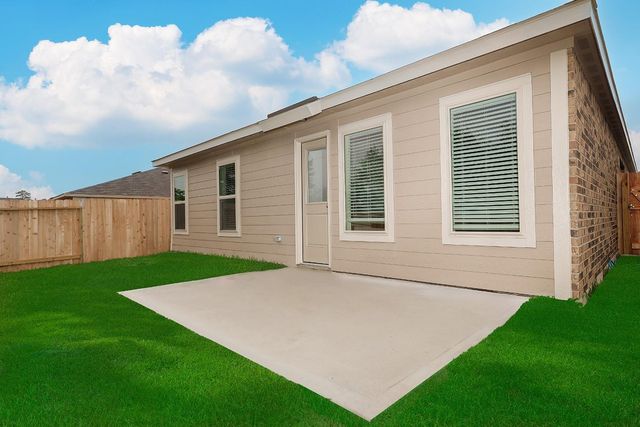 140 Ashe Juniper Way, Magnolia, TX 77354