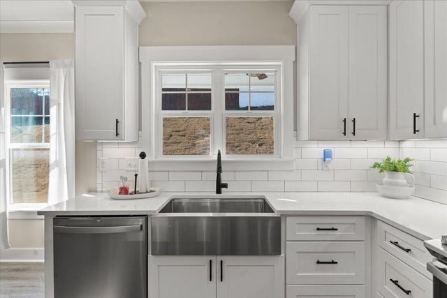 905 Live Oak Road, Ringgold, GA 30736