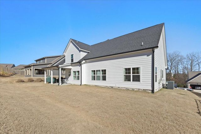 905 Live Oak Road, Ringgold, GA 30736