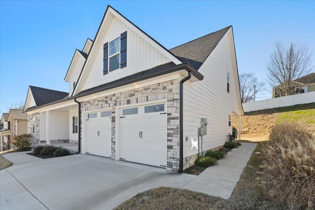 905 Live Oak Road, Ringgold, GA 30736