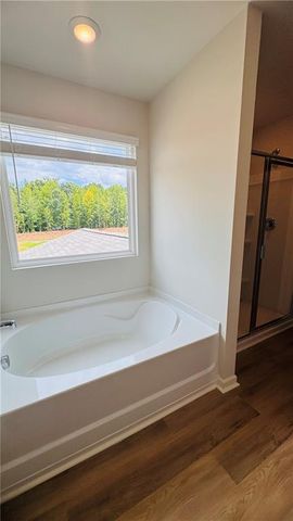 129 King Village, Braselton, GA 30517