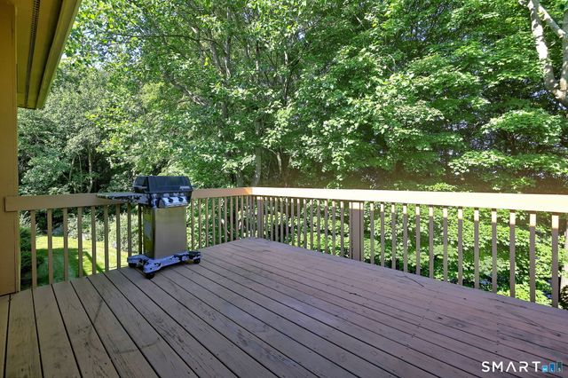 690 Forest Road 382, West Haven, CT 06516
