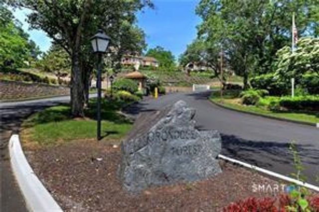 690 Forest Road 382, West Haven, CT 06516
