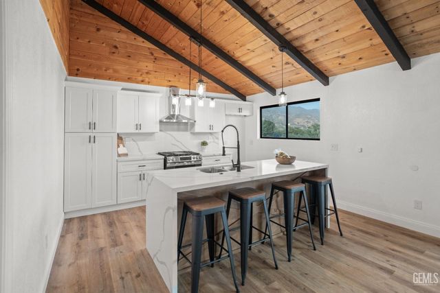 24501 Pueblo Court, Tehachapi, CA 93561
