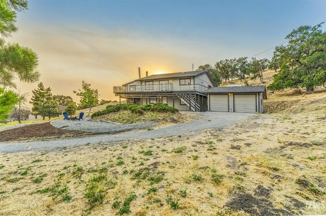 24501 Pueblo Court, Tehachapi, CA 93561