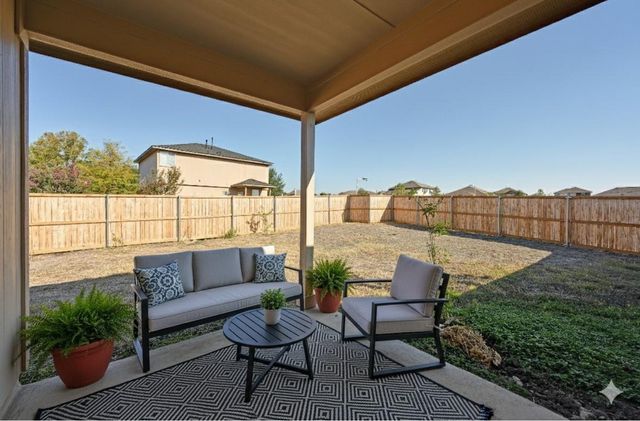 267 Waterloo DR, Kyle, TX 78640