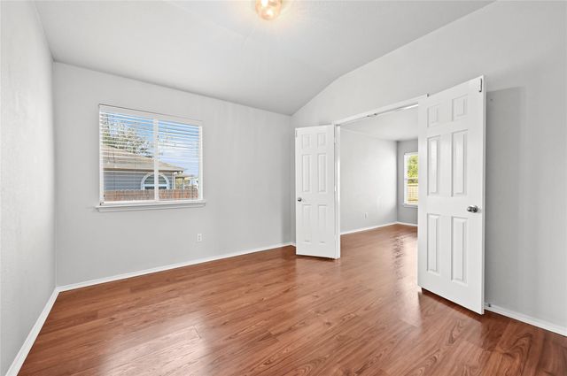 267 Waterloo DR, Kyle, TX 78640