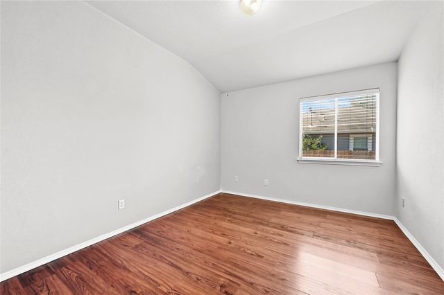 267 Waterloo DR, Kyle, TX 78640