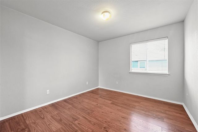 267 Waterloo DR, Kyle, TX 78640