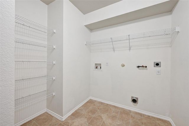 267 Waterloo DR, Kyle, TX 78640