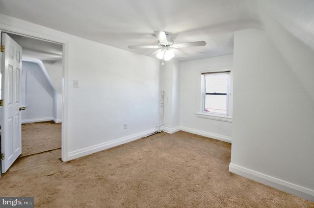 827 AUBREY AVE, Ardmore, PA 19003