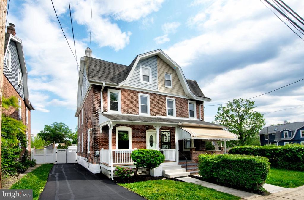 827 AUBREY AVE, Ardmore, PA 19003