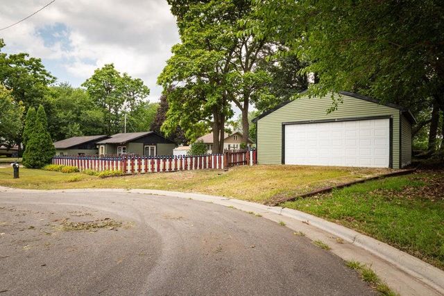 1619 Hayes STREET, La Crosse, WI 54603