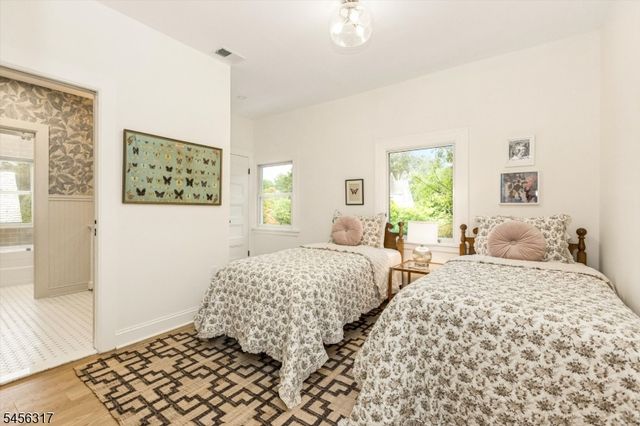 26 Appleton Pl, Glen Ridge Boro Twp., NJ 07028