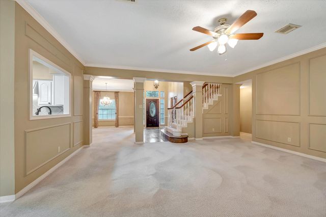 3910 Quiet Knoll Court, Pasadena, TX 77059
