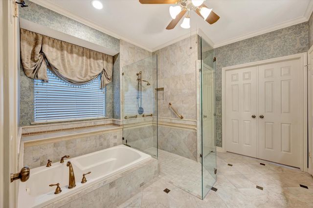 3910 Quiet Knoll Court, Pasadena, TX 77059