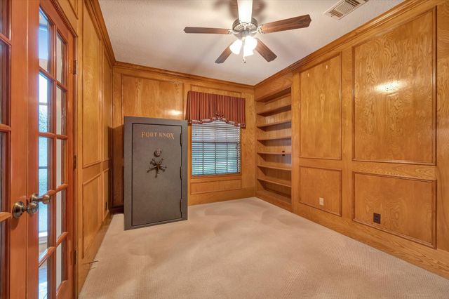 3910 Quiet Knoll Court, Pasadena, TX 77059