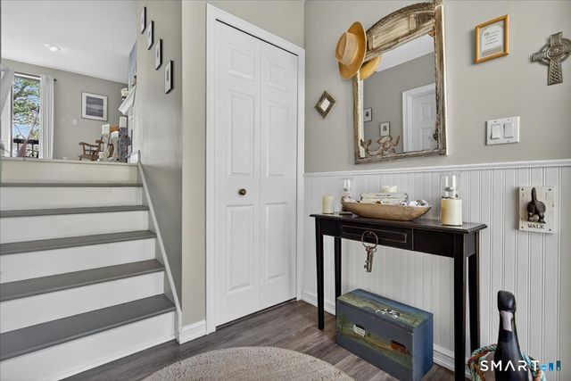 23 Harbour Village A, Branford, CT 06405