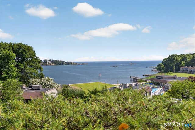 23 Harbour Village A, Branford, CT 06405