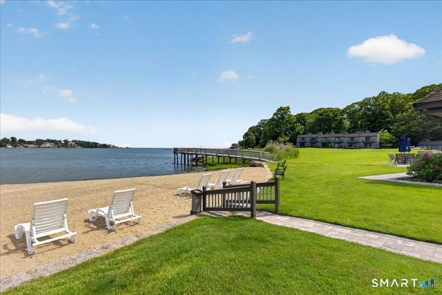 23 Harbour Village A, Branford, CT 06405