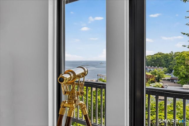 23 Harbour Village A, Branford, CT 06405