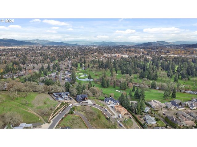1282 Evening Star, Eugene, OR 97401